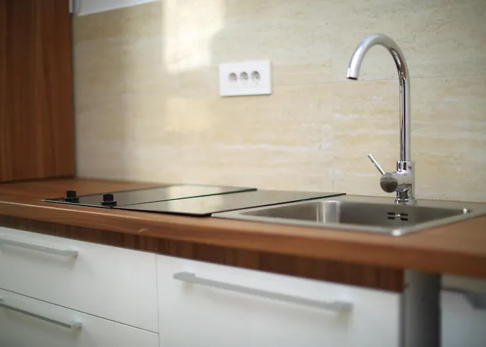 Modern Downtown Апартаменти *